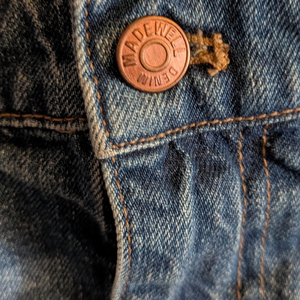 FLASH SALE! EUC Madewell denim mini skirt, 32" Waist - Picture 6 of 8